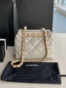 Chanel Handbags 1165